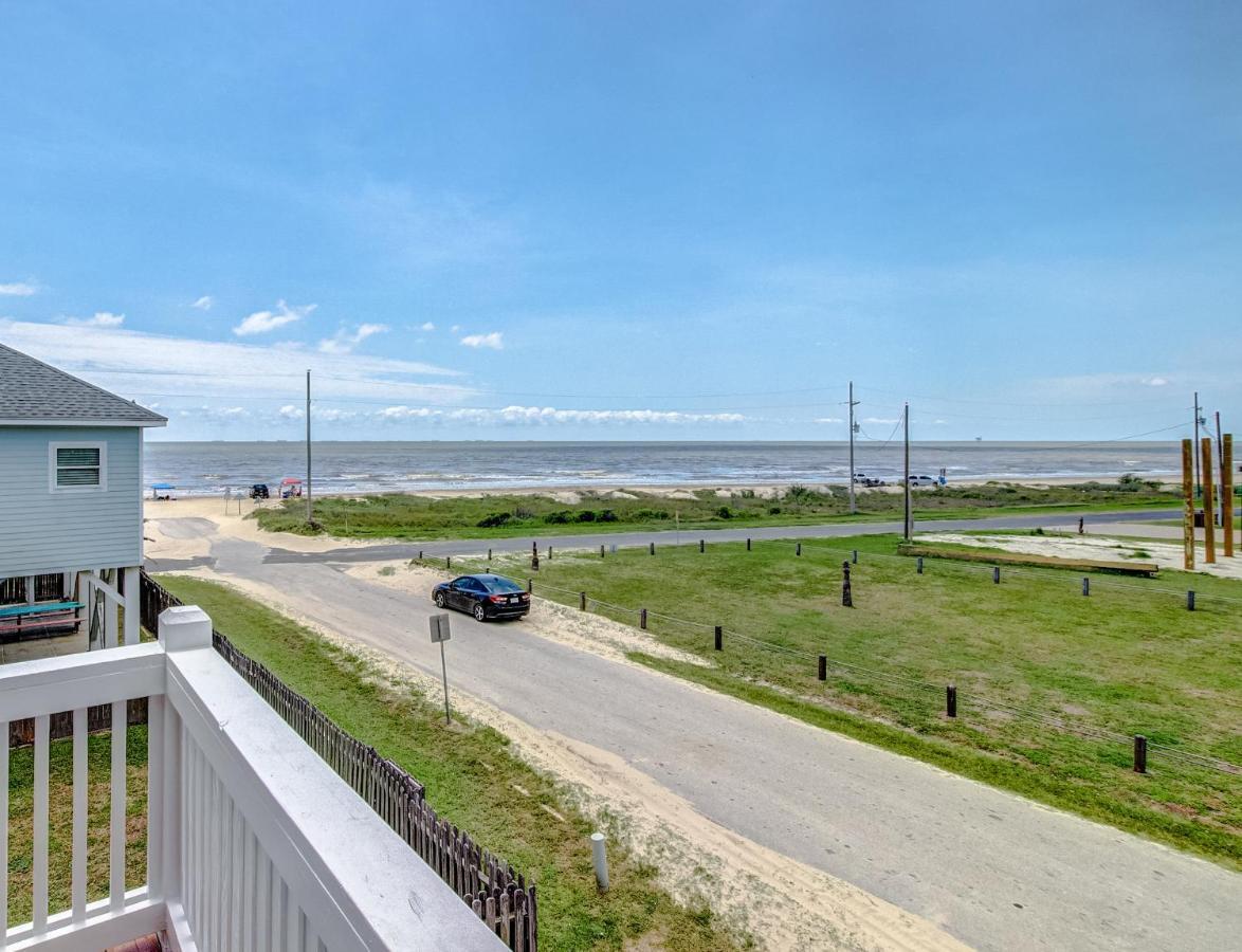 Вилла Spring Break Specials! Front Row Views - Tiki Bar - Playground Bolivar Peninsula Экстерьер фото